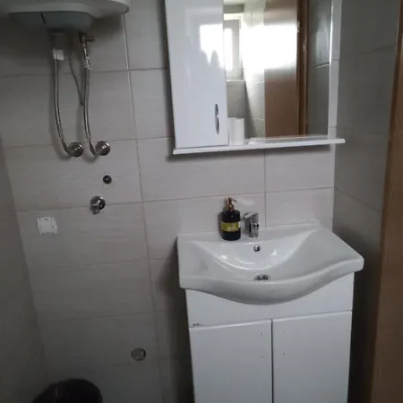 Sobe Gavrilo Albergue *