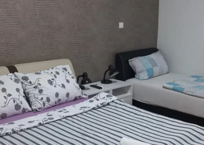 Sobe Gavrilo Hostel *