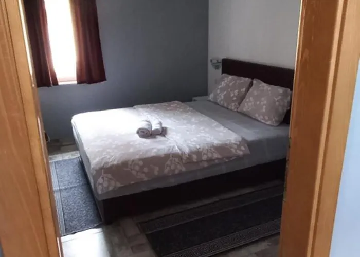 Sobe Gavrilo Hostel *